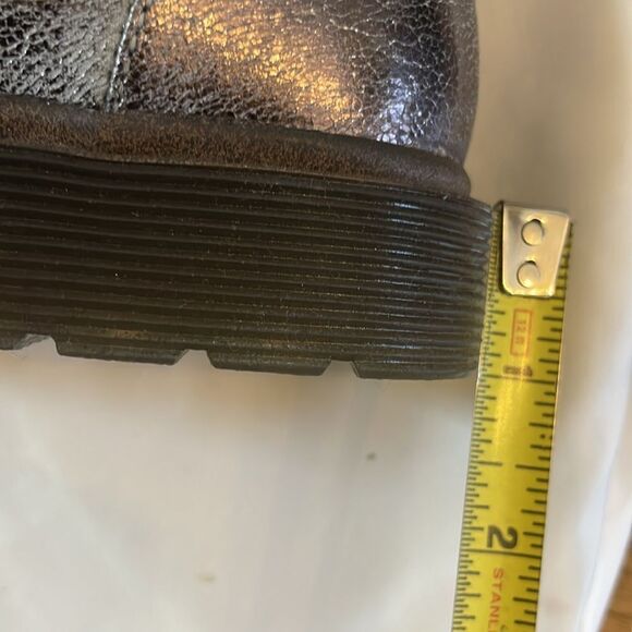 COOLWAY PEWTER LACE OXFORDS. NEW IN BOX - Picture 5 of 8